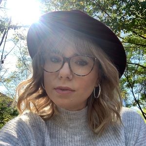 Meet your Posher, Brianna